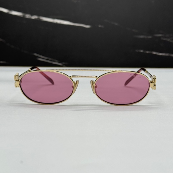 NEW MU54ZS ZVN50D MIU MIU WOMEN SUNGLASSES MU 54ZS ZVN50D GOLD SMU54Z MIU MIU - Picture 3 of 10